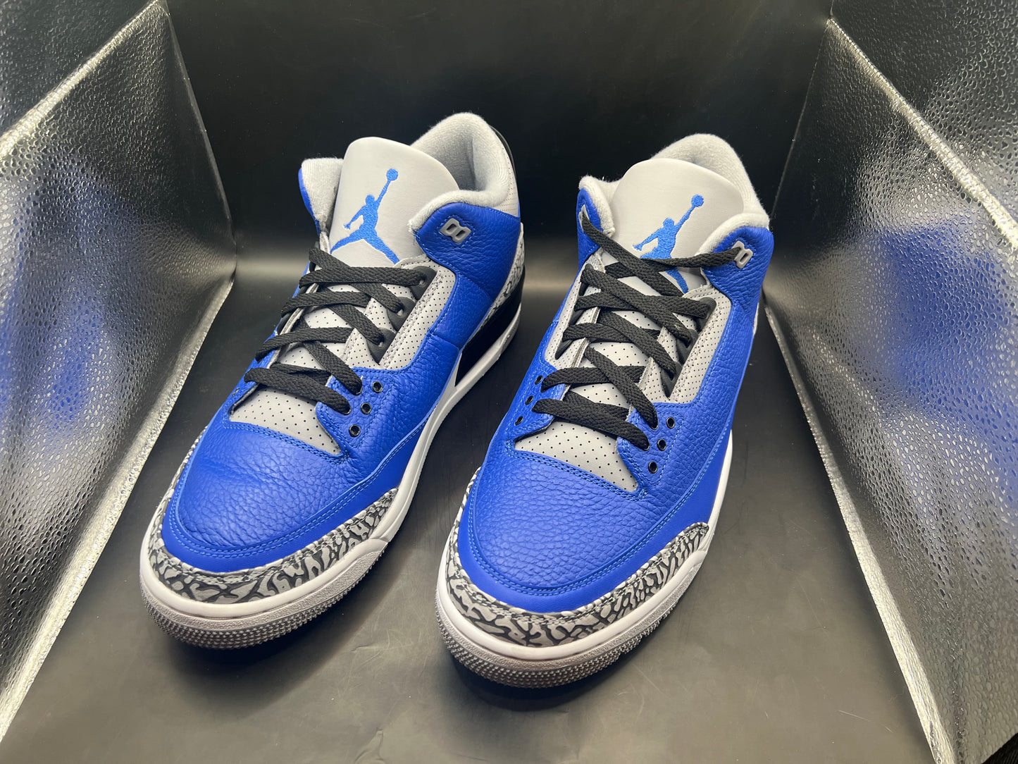 (13) Jordan 3 Retro Royal Varsity Cement