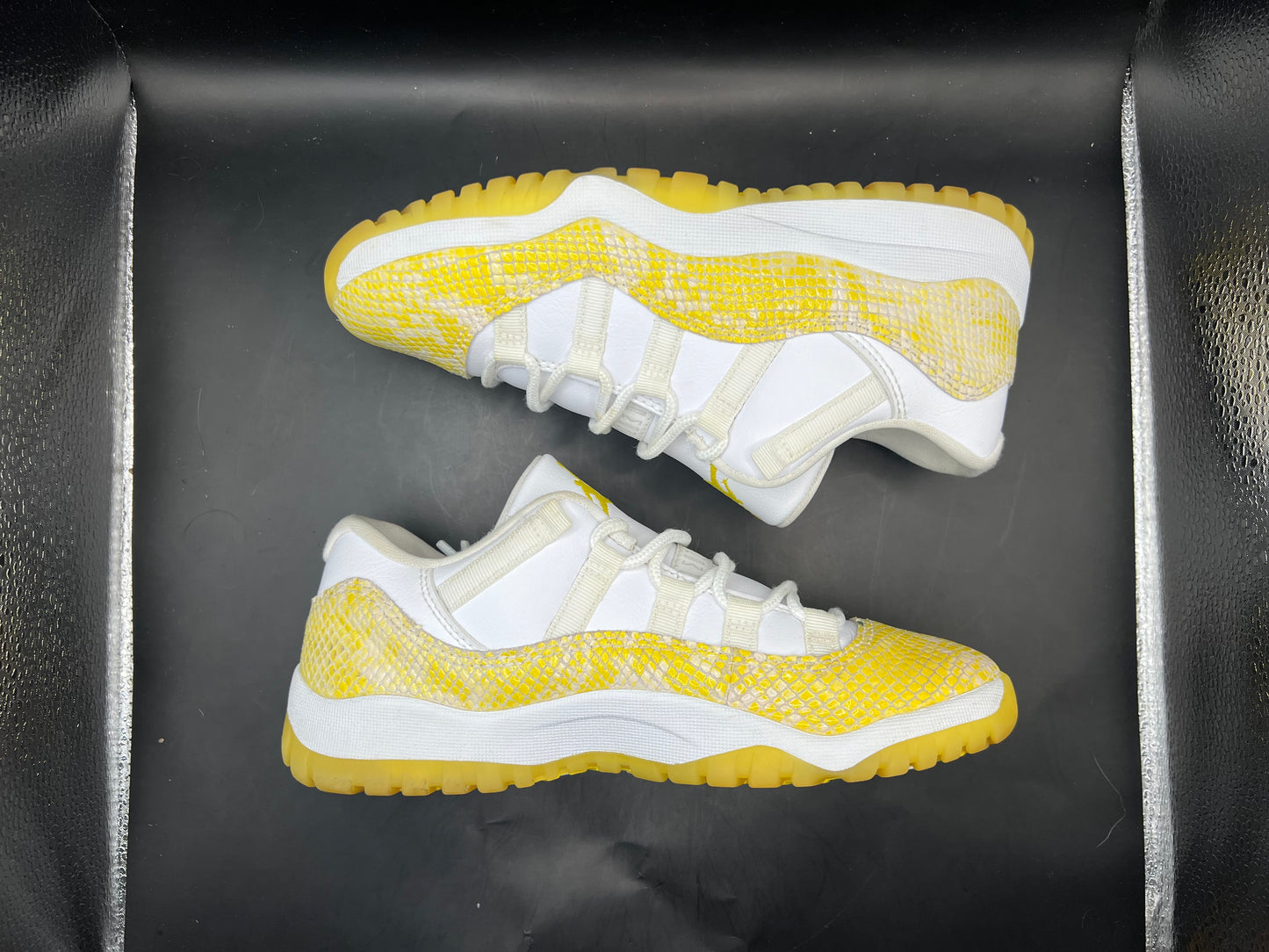 (3Y) Jordan 11 Low Yellow Snakeskin