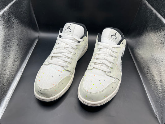 (11) Jordan 1 Low Paint Splatter