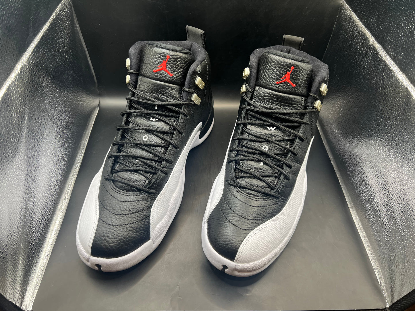 (13) Jordan 12 Retro Playoff