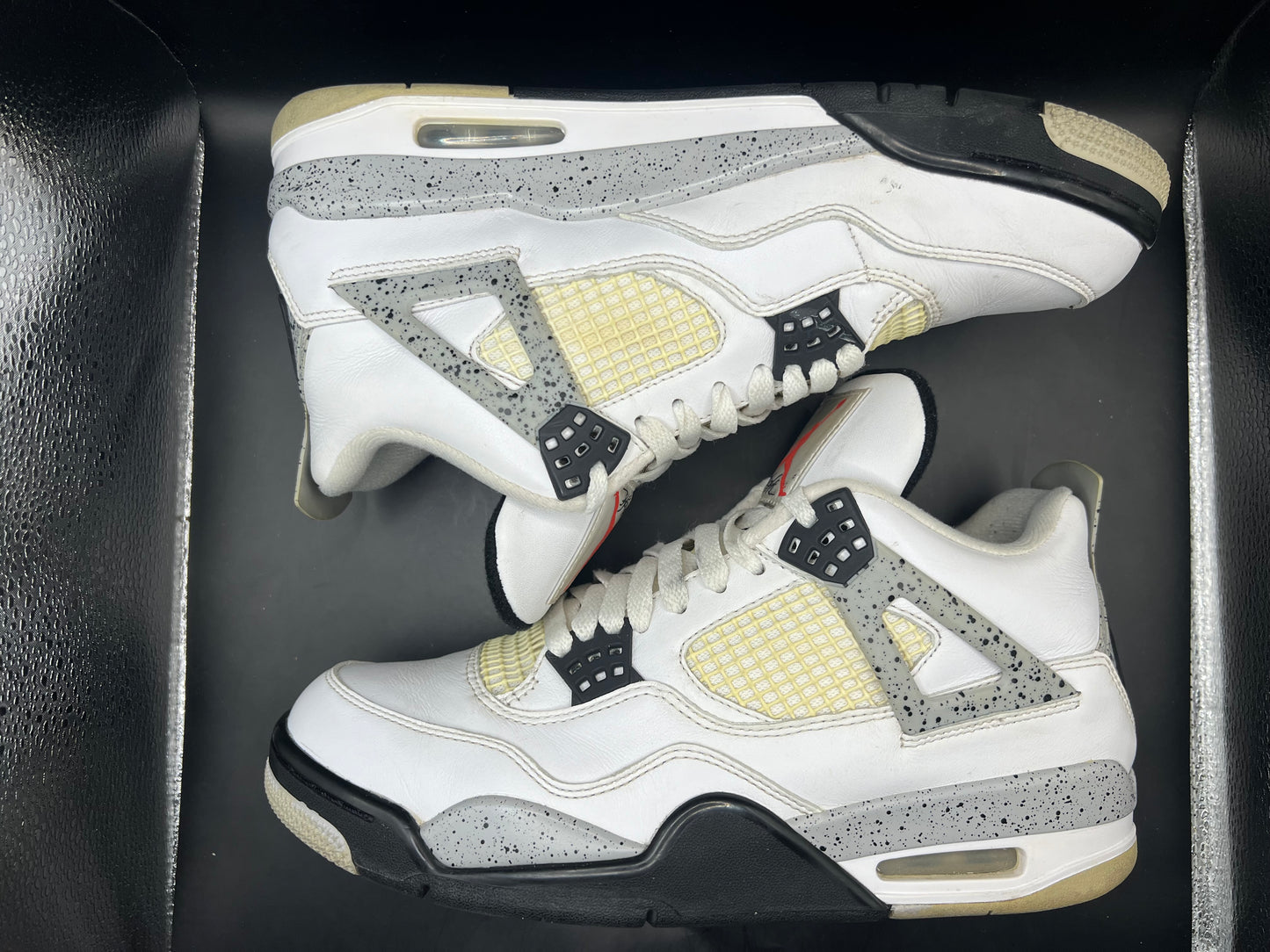 (9) Jordan 4 Retro Og White Cement