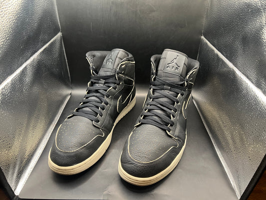 (15) Jordan 1 Retro High Premium Black Desert Sand