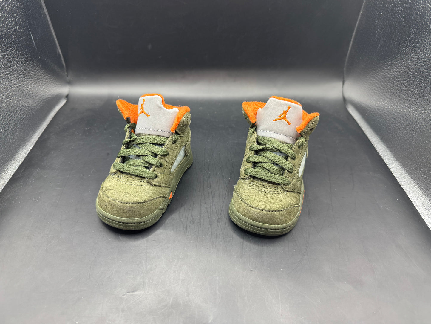 (3C) Jordan 5 Retro Olive