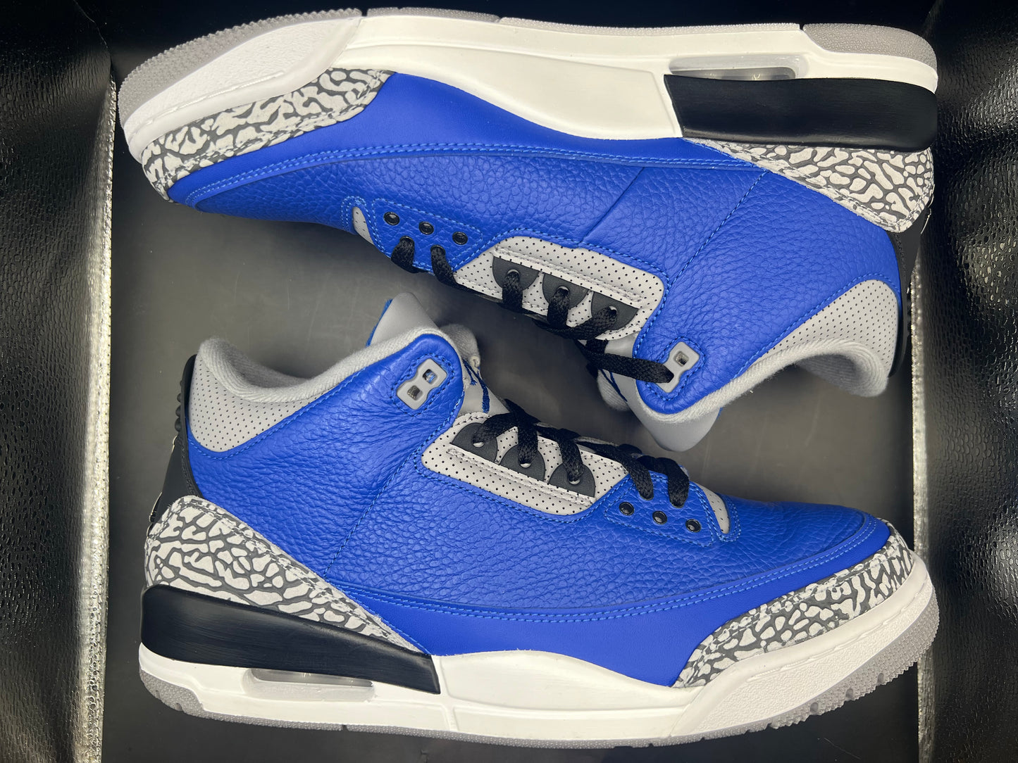 (13) Jordan 3 Retro Royal Varsity Cement