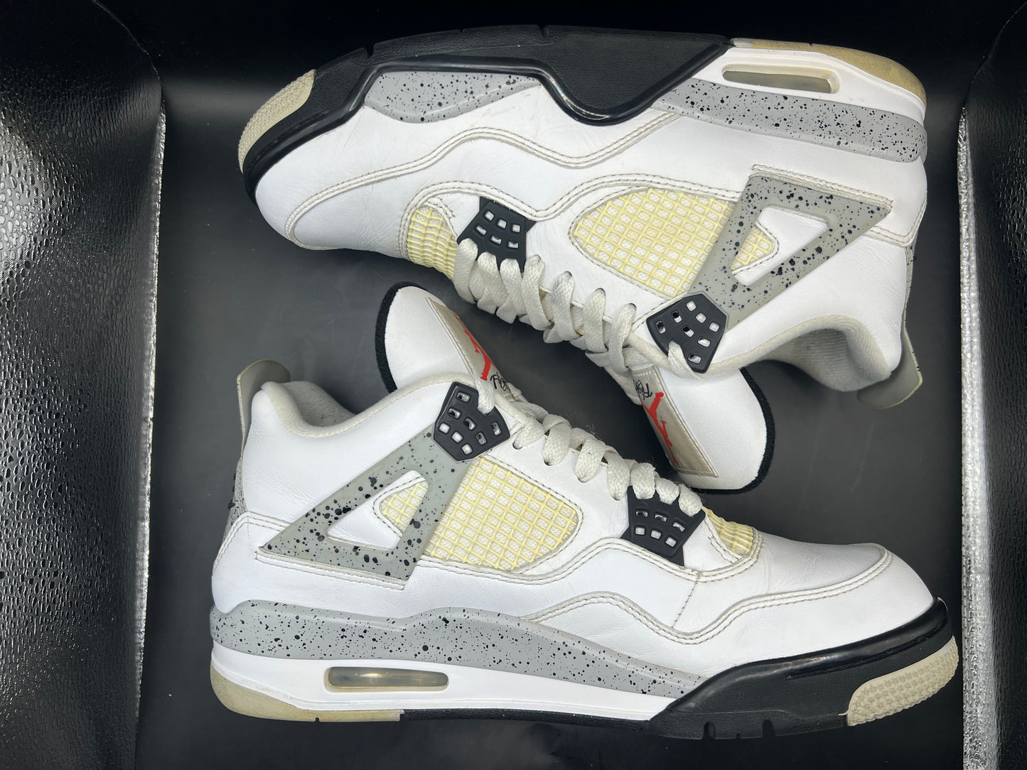 (9) Jordan 4 Retro Og White Cement