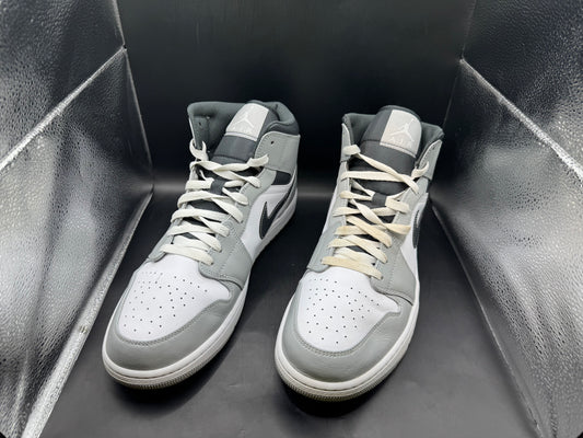 (14) Jordan 1 Mid Light Smoke Grey