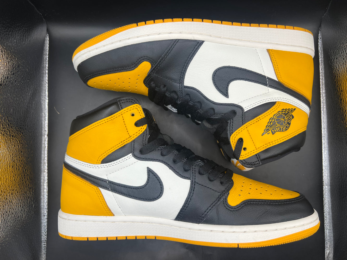 (10) Jordan 1 Retro High OG Taxi