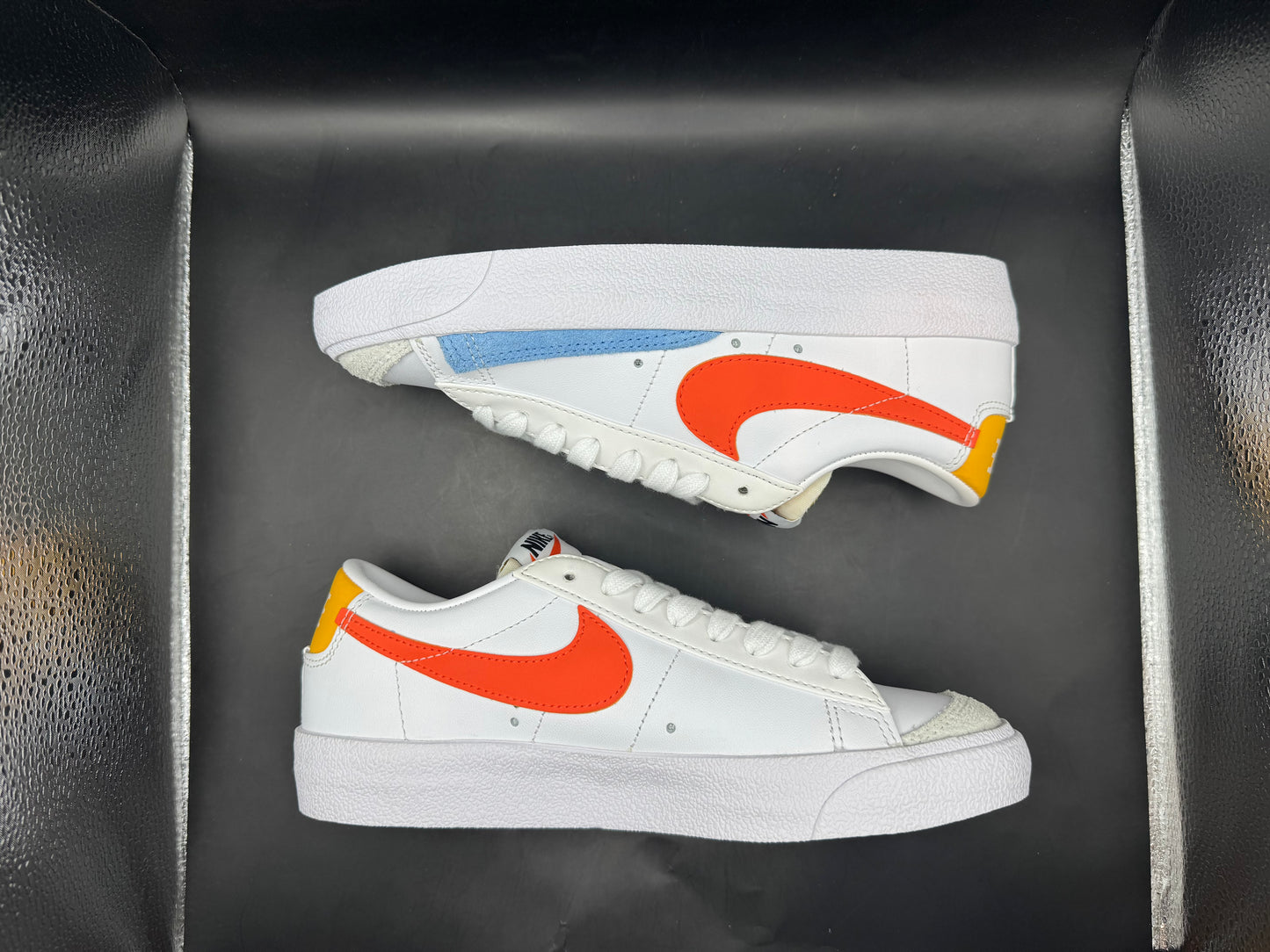 (6.5W) Nike Blazer Low '77 White Orange