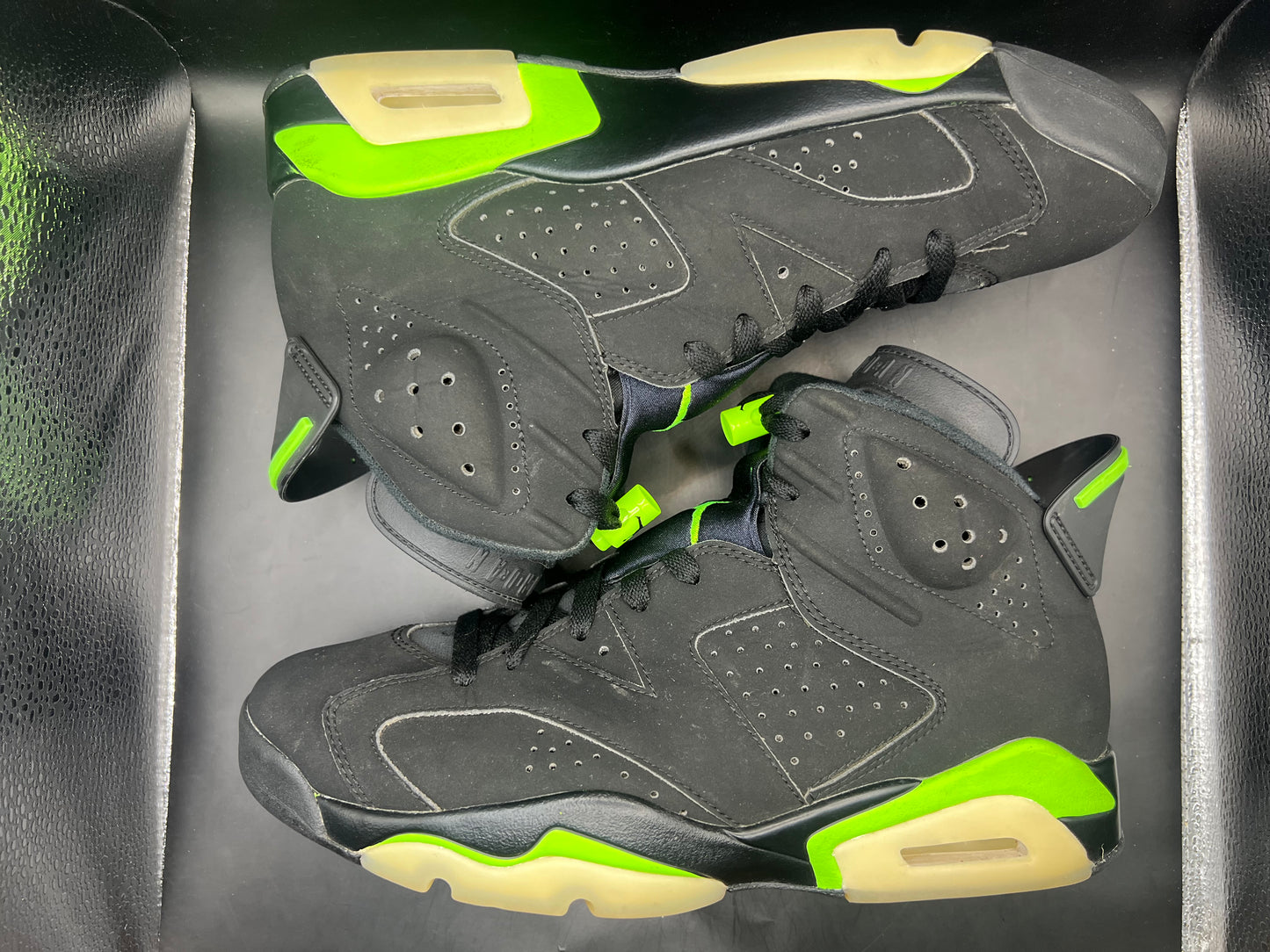 (9) Jordan 6 Retro Electric Green