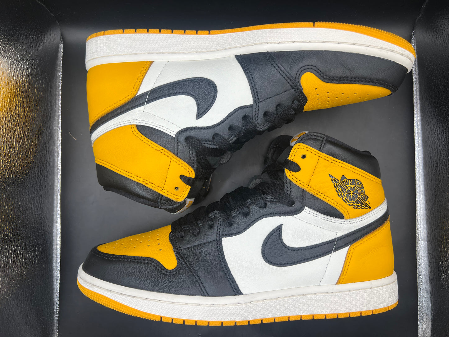 (10) Jordan 1 Retro High OG Taxi