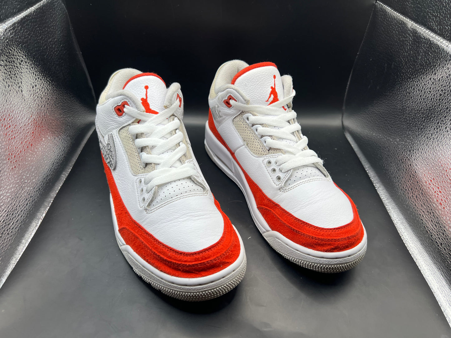 (8) Jordan 3 Retro Tinker Air Max 1