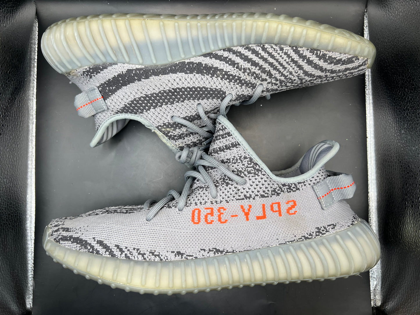 (11.5) Yeezy Boost 350 V2 Beluga 2.0