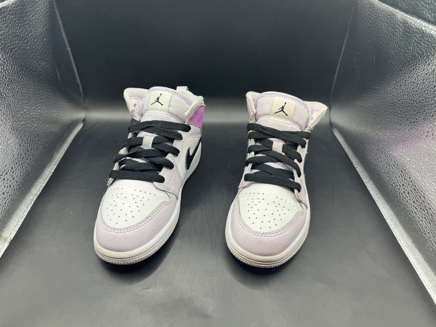 (13C) Jordan 1 Mid Barley Grape