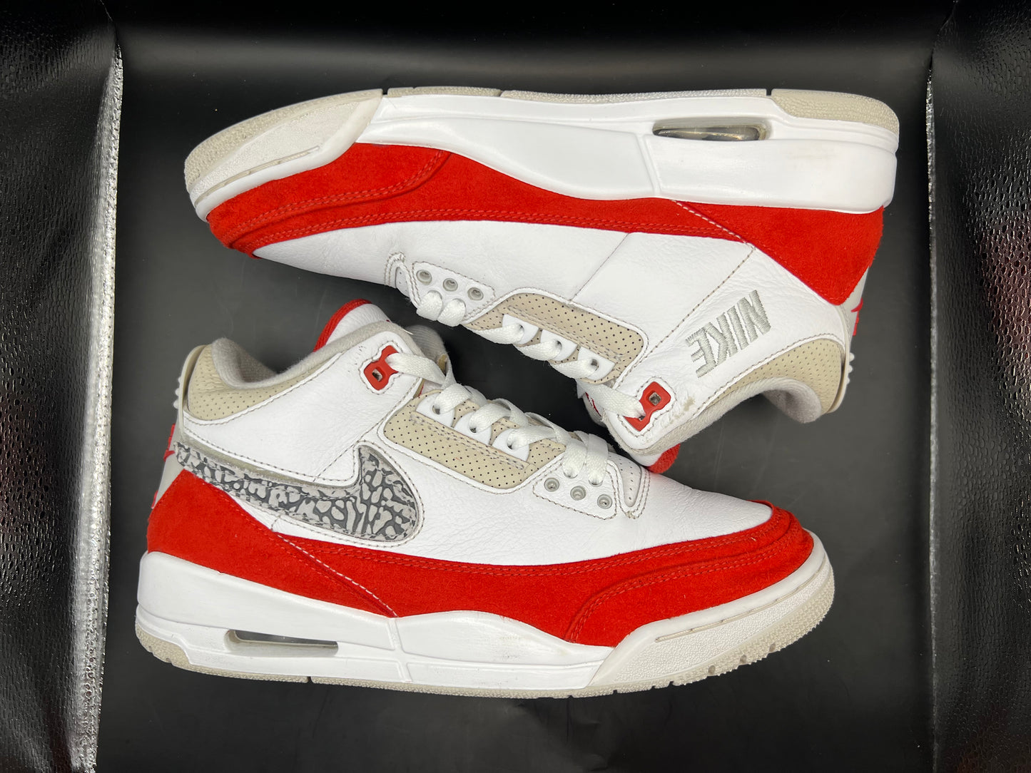 (8) Jordan 3 Retro Tinker Air Max 1