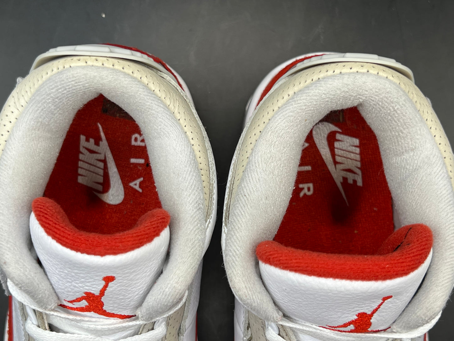 (8) Jordan 3 Retro Tinker Air Max 1