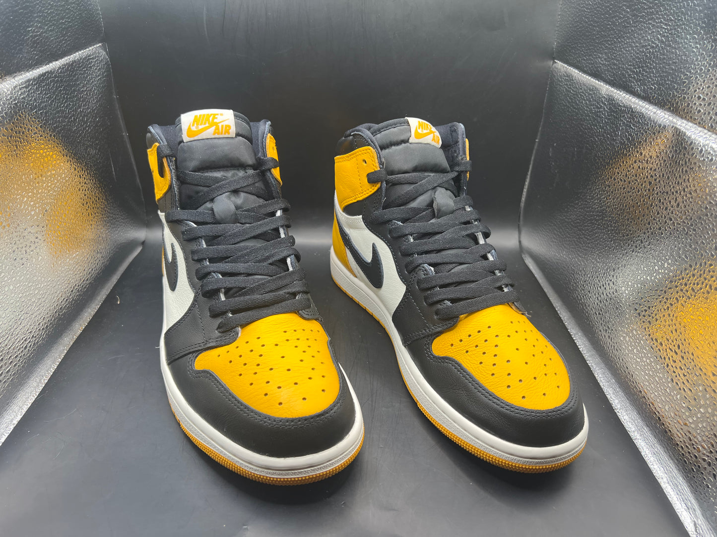 (10) Jordan 1 Retro High OG Taxi