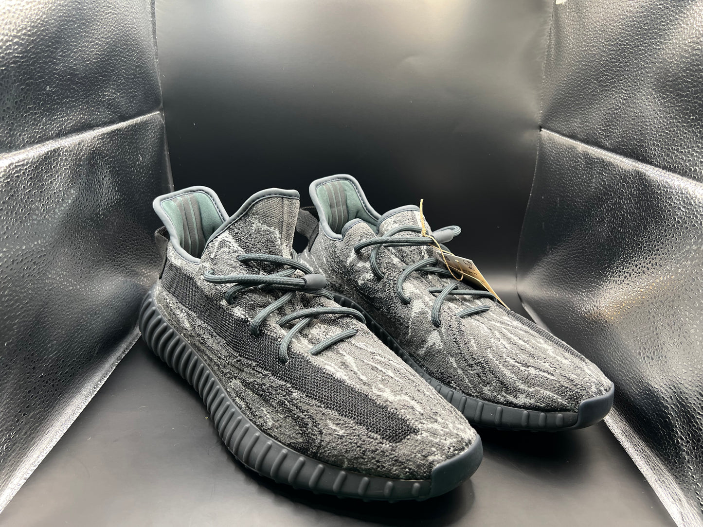 (13.5) Yeezy Boost 350 V2 MX Dark Salt