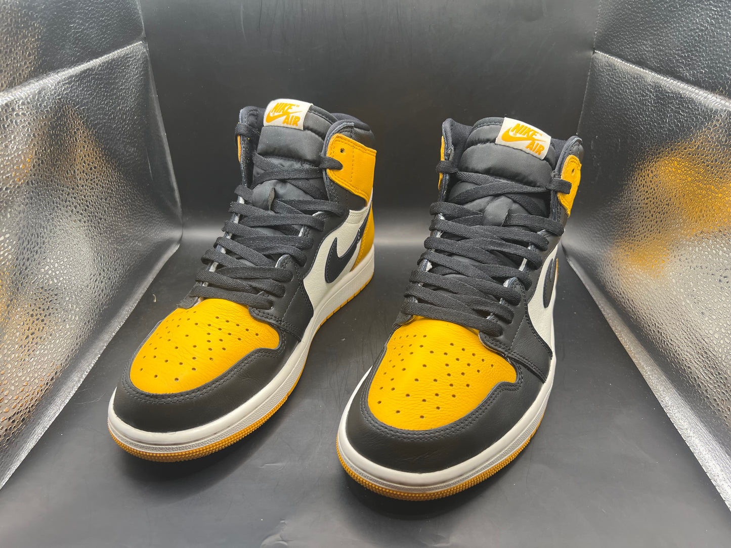 (10) Jordan 1 Retro High OG Taxi