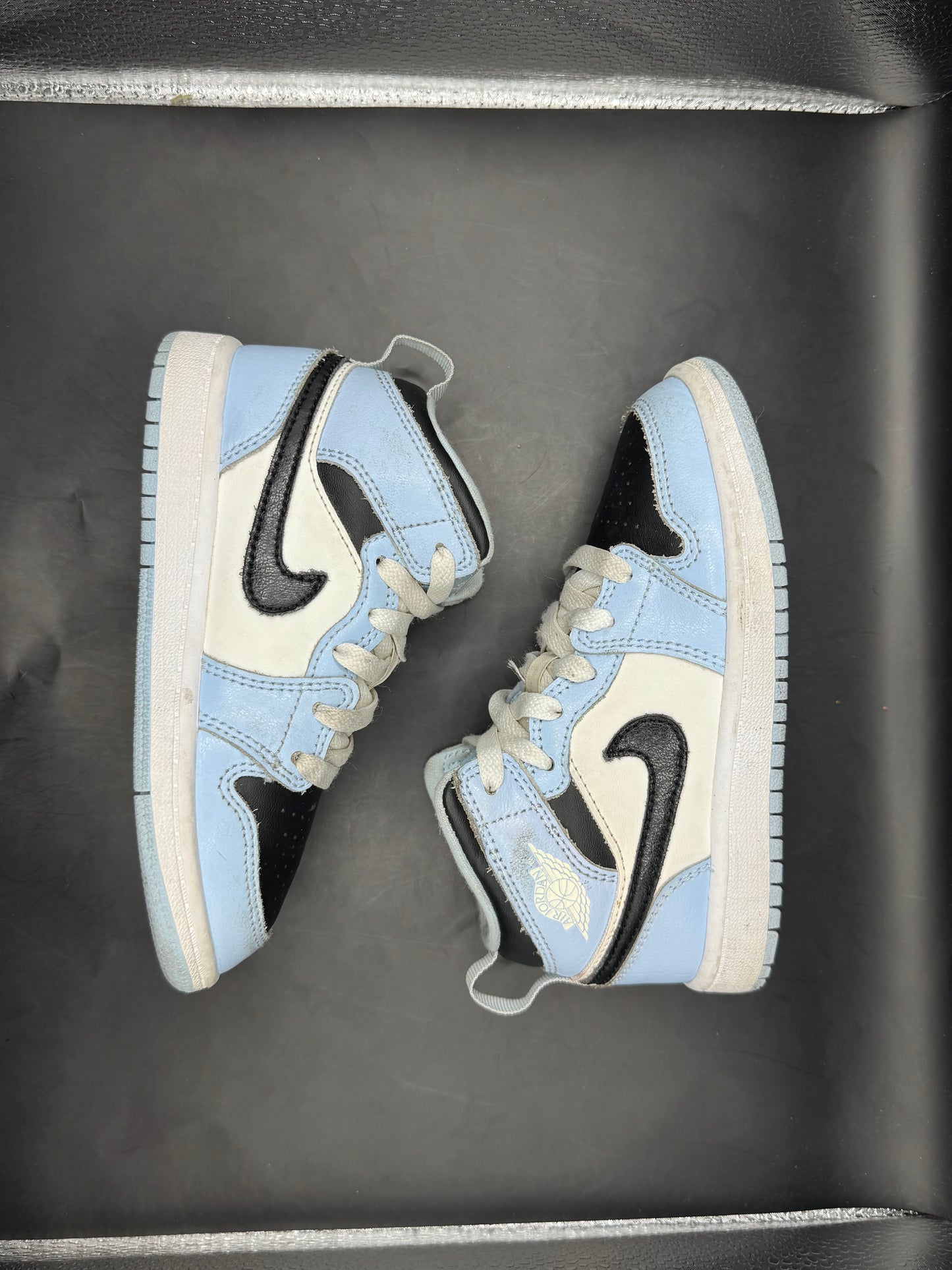 (11C) Jordan 1 Mid Ice Blue